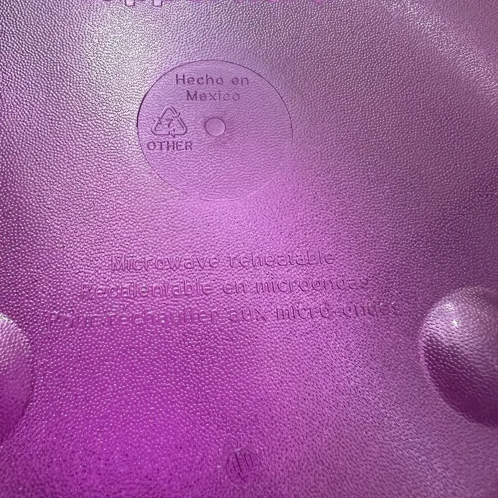 NEW Tupperware Microwave Round Rock N Serve 3.3L 3.5 qtr Purple Sheer With Lid